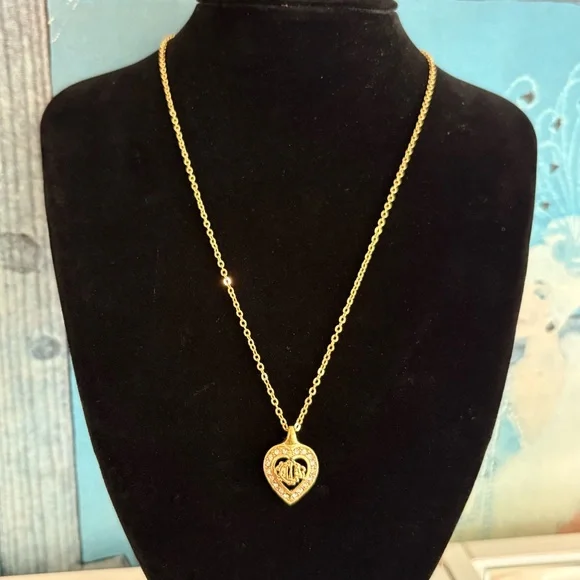 Christian Dior Gold Heart & Rhinestone Pendant Necklace - Picture 3 of 10